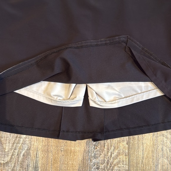 Nivo| Wynonna Skort - Picture 3 of 6